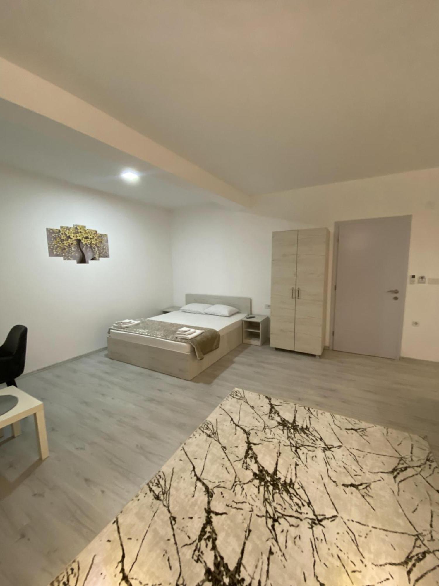 Hotel Focus Prilep Kültér fotó